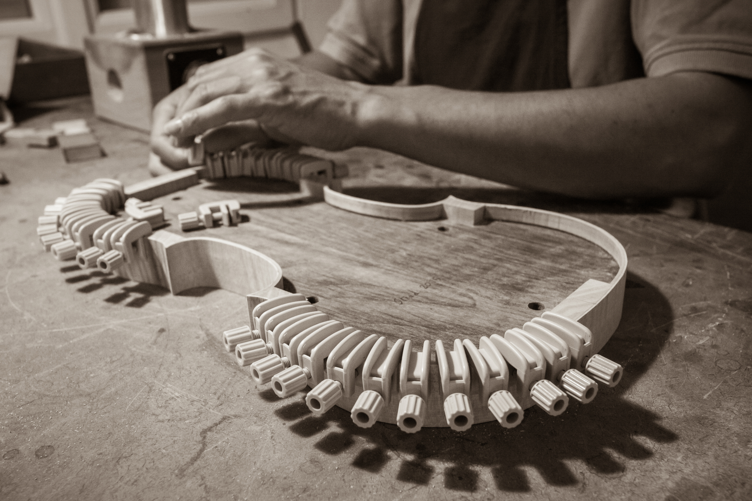 Les Éclisses - Antoine Lescombe, Luthier Caen